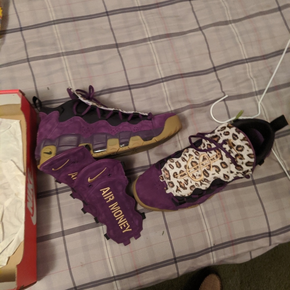 Shoes - Picture 4 of 4